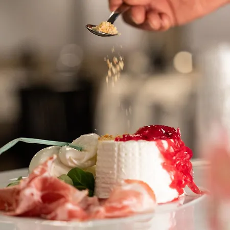 Cristal Palace Szálloda