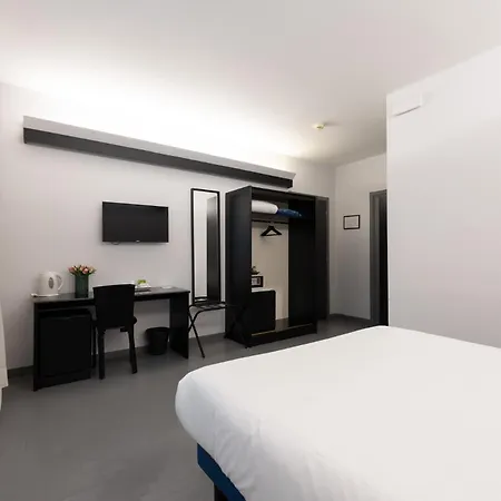 Cristal Palace Andria