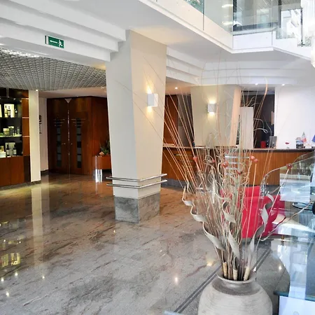 Cristal Palace Szálloda