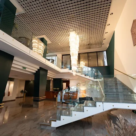 Cristal Palace Szálloda 4*