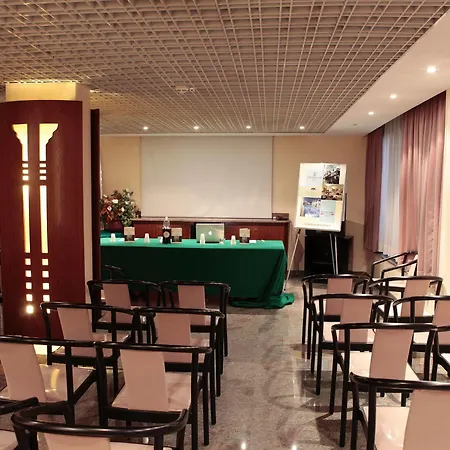 Hotel Cristal Palace 4*
